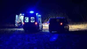edirnenin-bosna-koyu-mevkisinde-otomobil-tarlaya-uctu-10-duzensiz-gocmen-yaralandi-pC1GgaS8